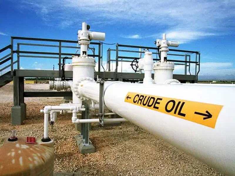 Crude Oil Prices Dip as Global Demand and Middle East Tensions